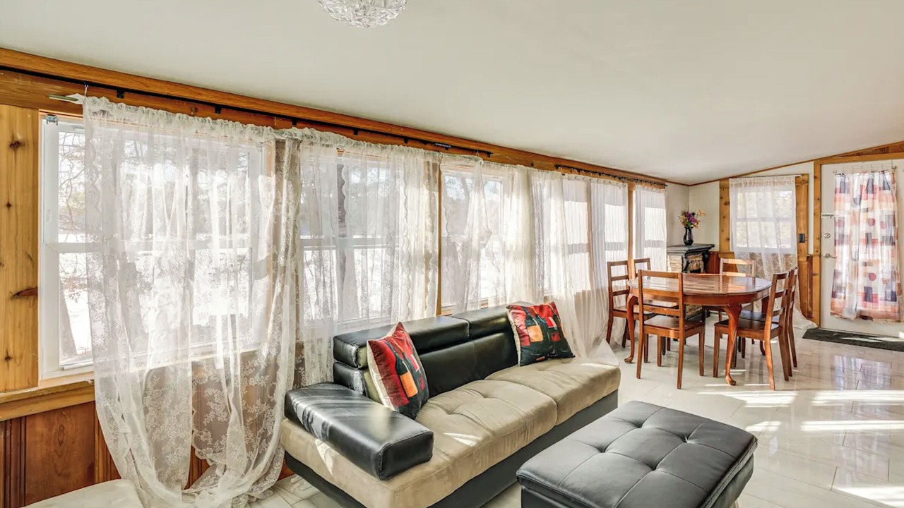 Photo of Livingroom in Littleton