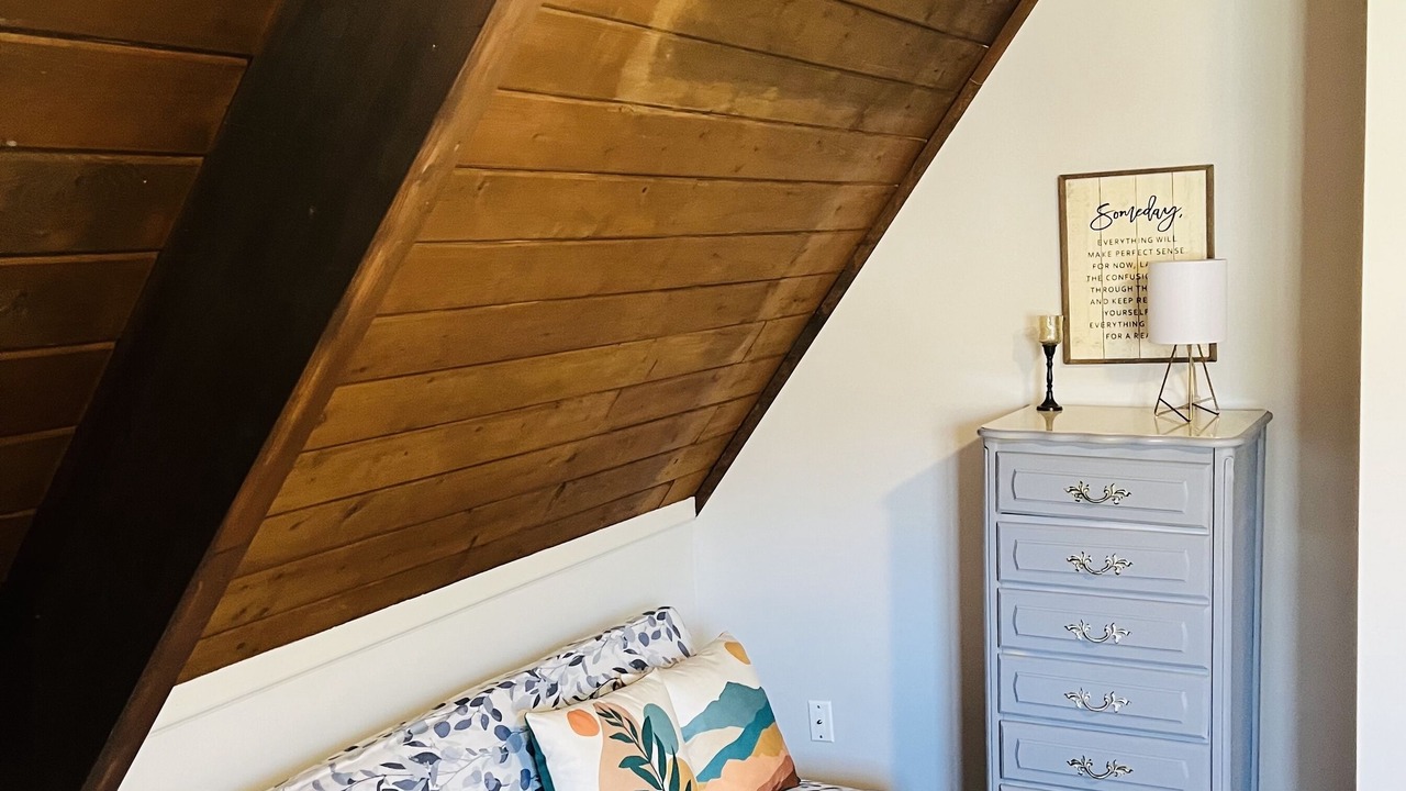 Photo of Livingroom in Enchanted Hills