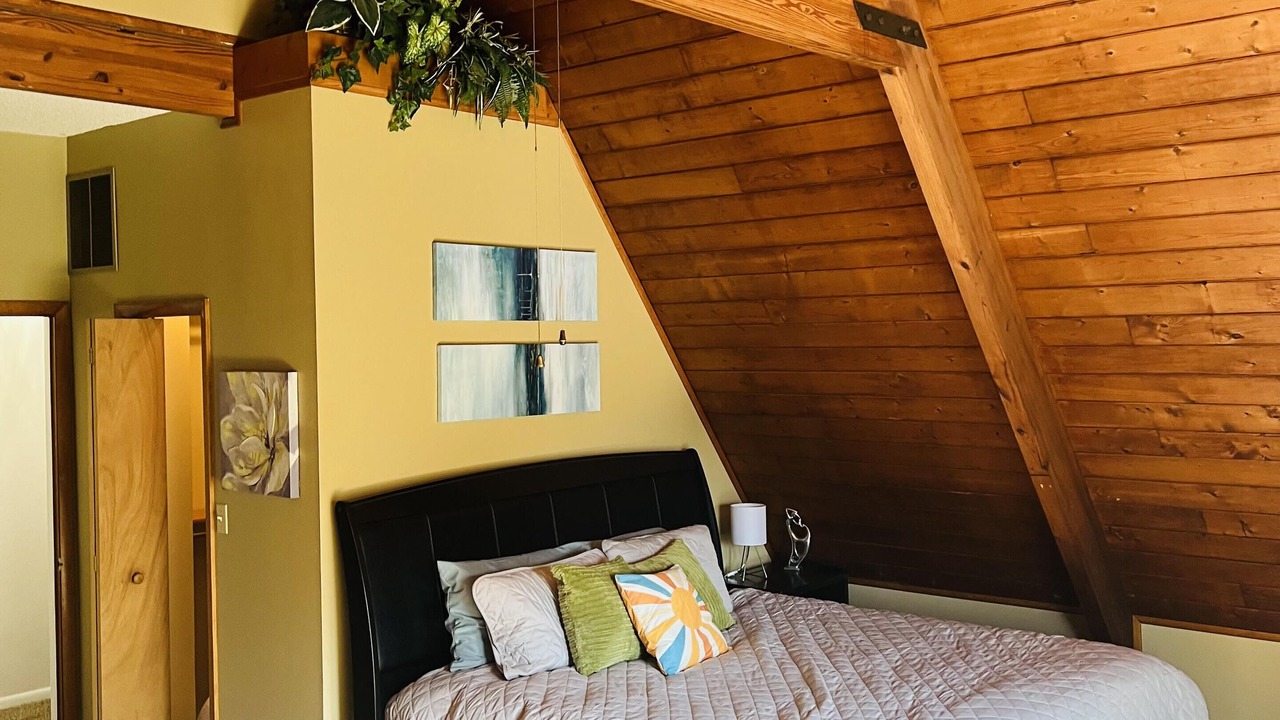 Photo of Bedroom in Enchanted Hills