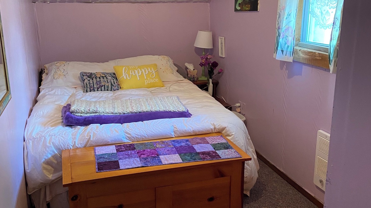 Photo of Bedroom in West Eaton