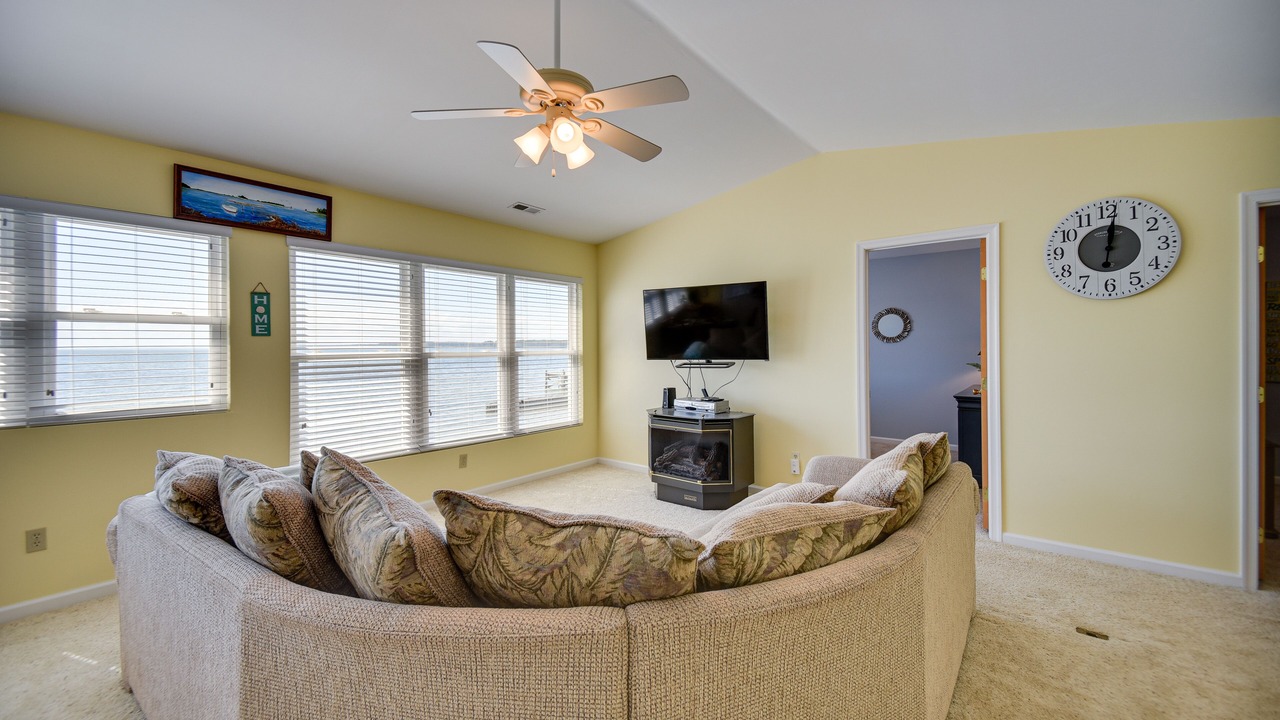 Photo of Livingroom in Ware
