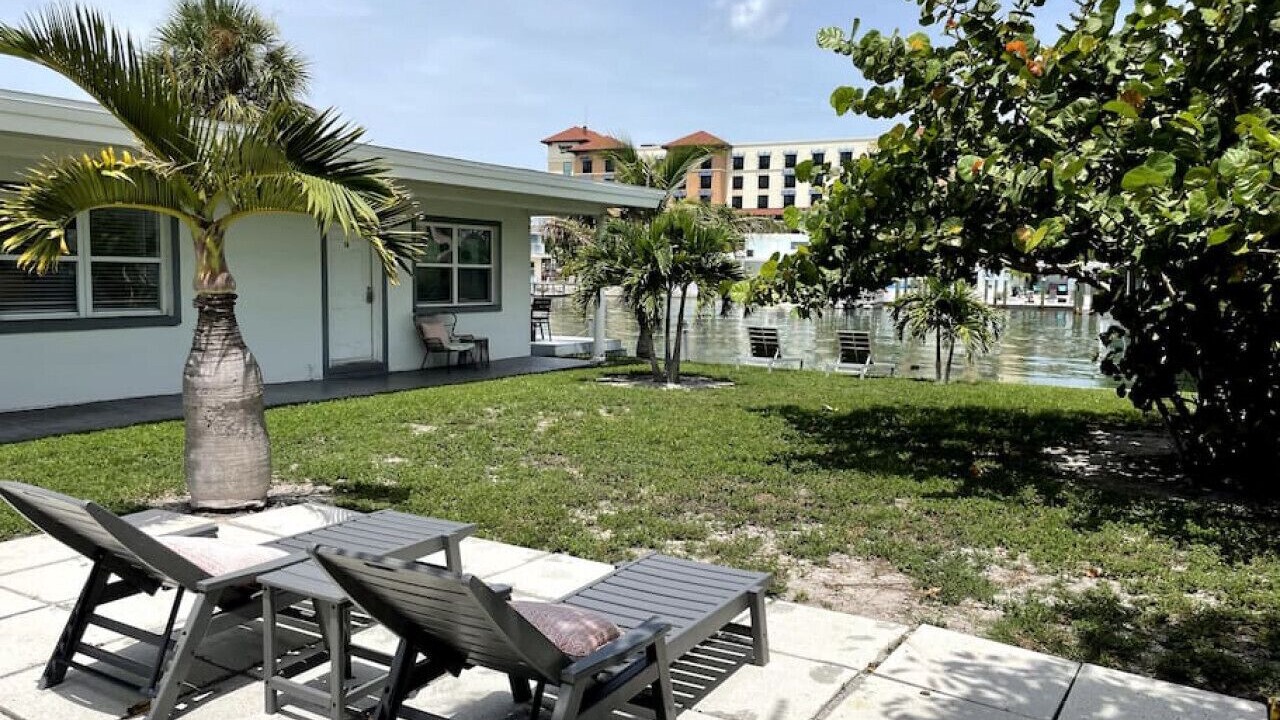 Photo of Patio Balcony in Bay Esplanade