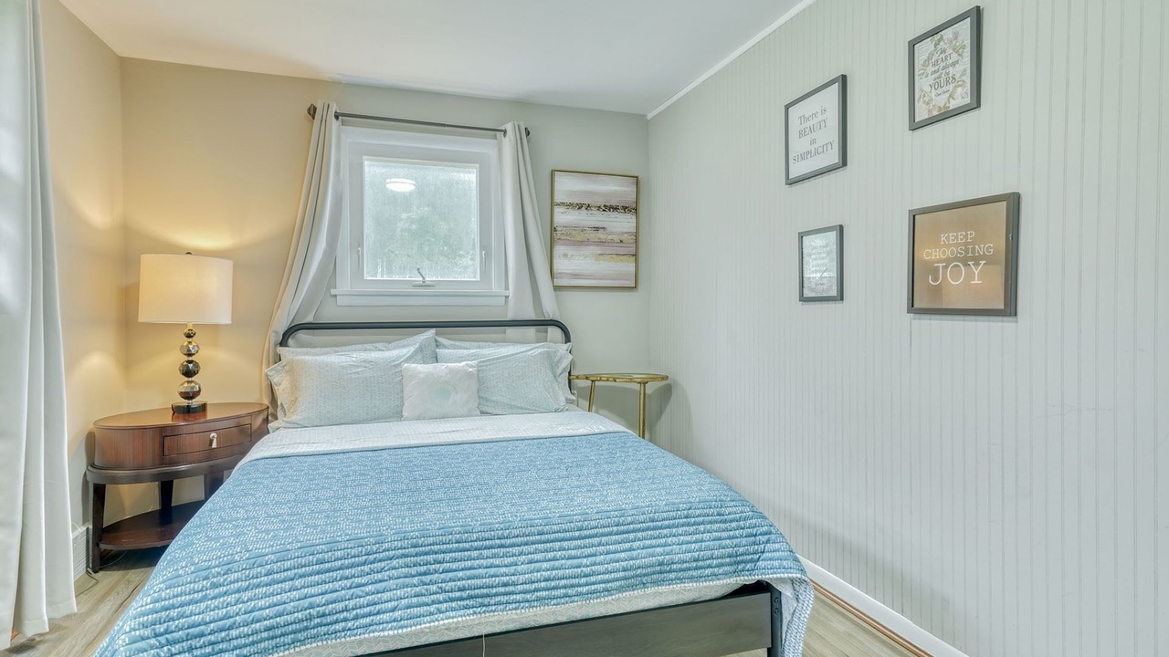 Photo of Bedroom in Rochester