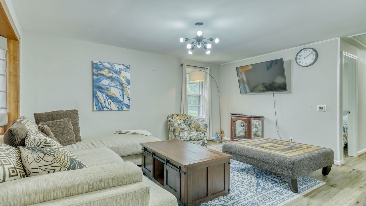 Photo of Livingroom in Rochester