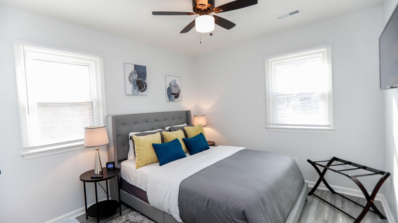 Photo of Bedroom in Downtown