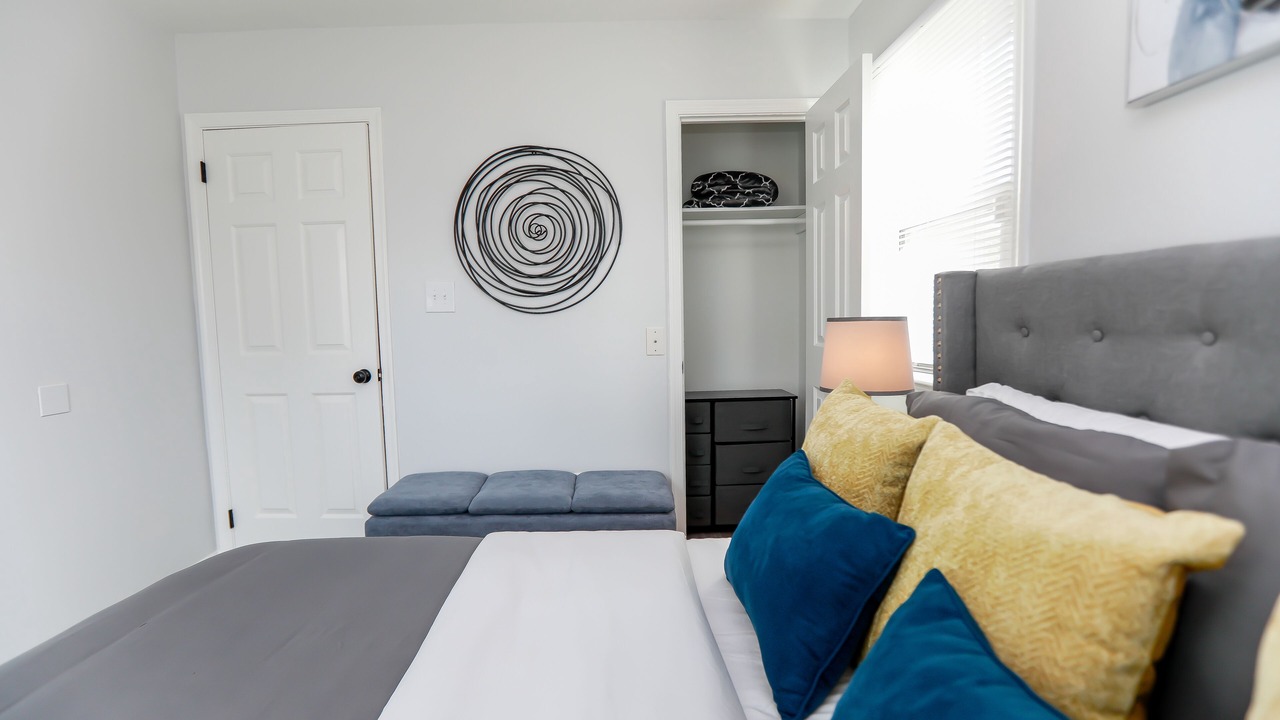 Photo of Bedroom in Downtown