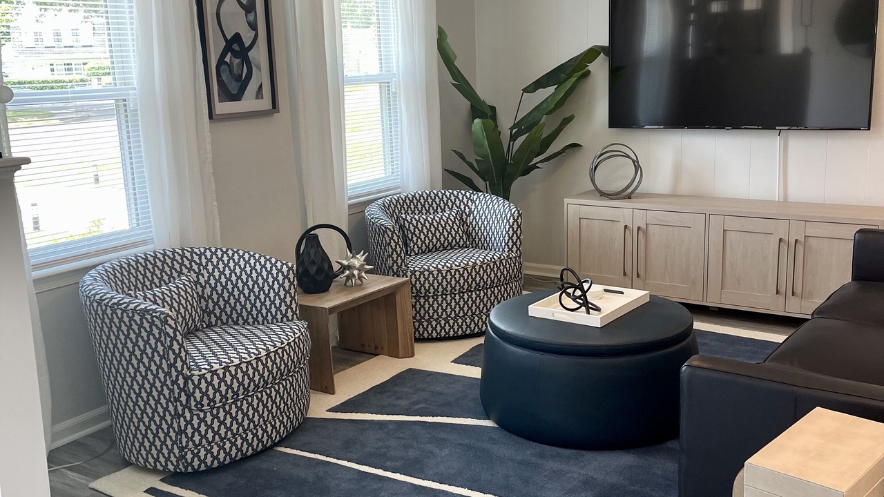 Photo of Livingroom in Downtown