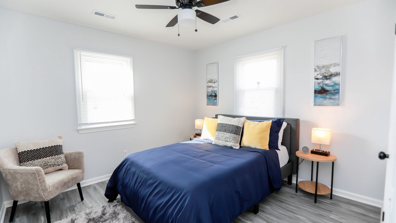 Photo of Bedroom in Downtown