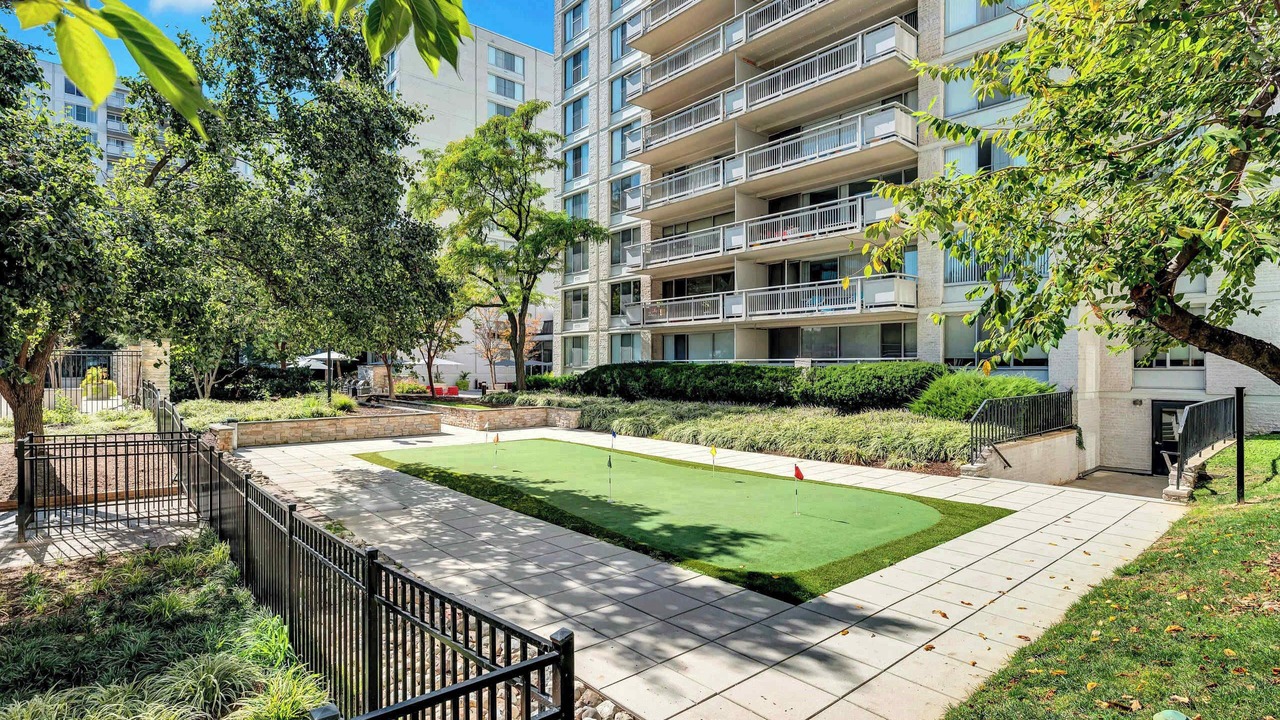 Photo of Outdoor in Aurora Highlands