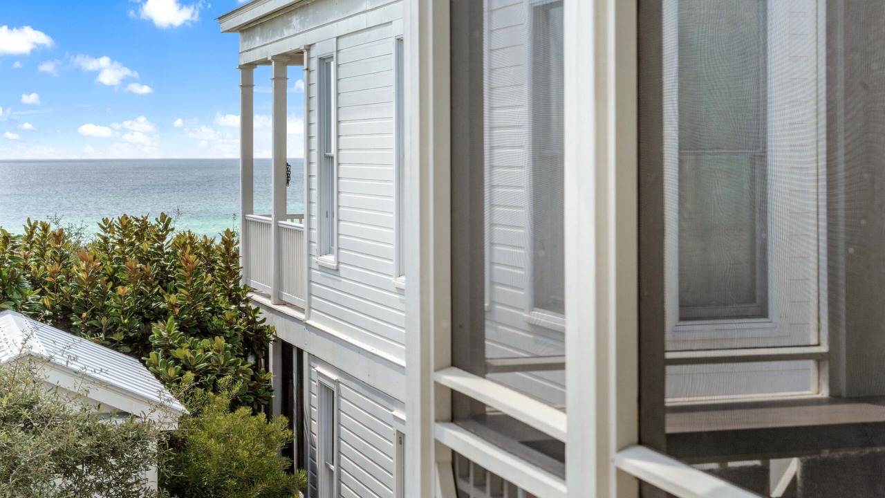 Photo of Patio Balcony in Seaside