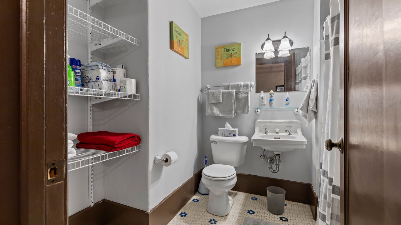Photo of Bathroom in Downtown Syracuse