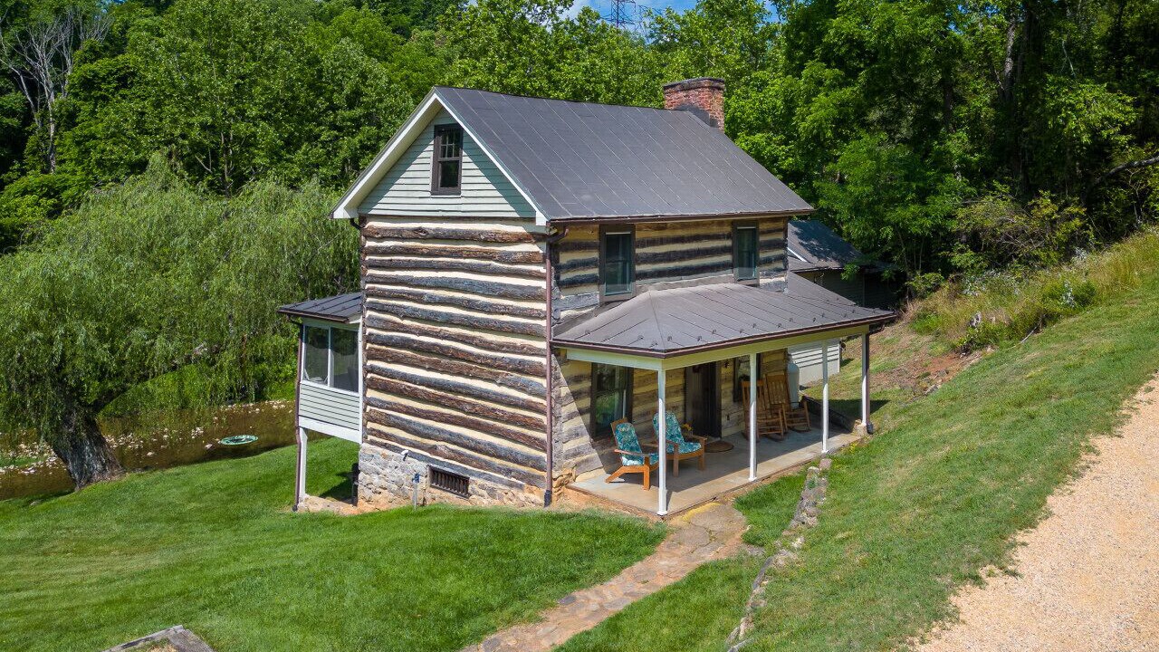 Photo of Outdoor in Lexington