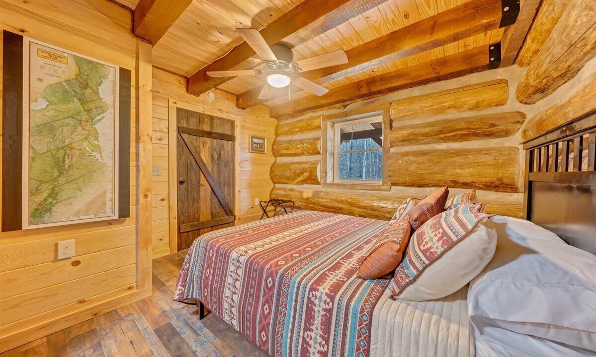 Photo of Bedroom in Troutville