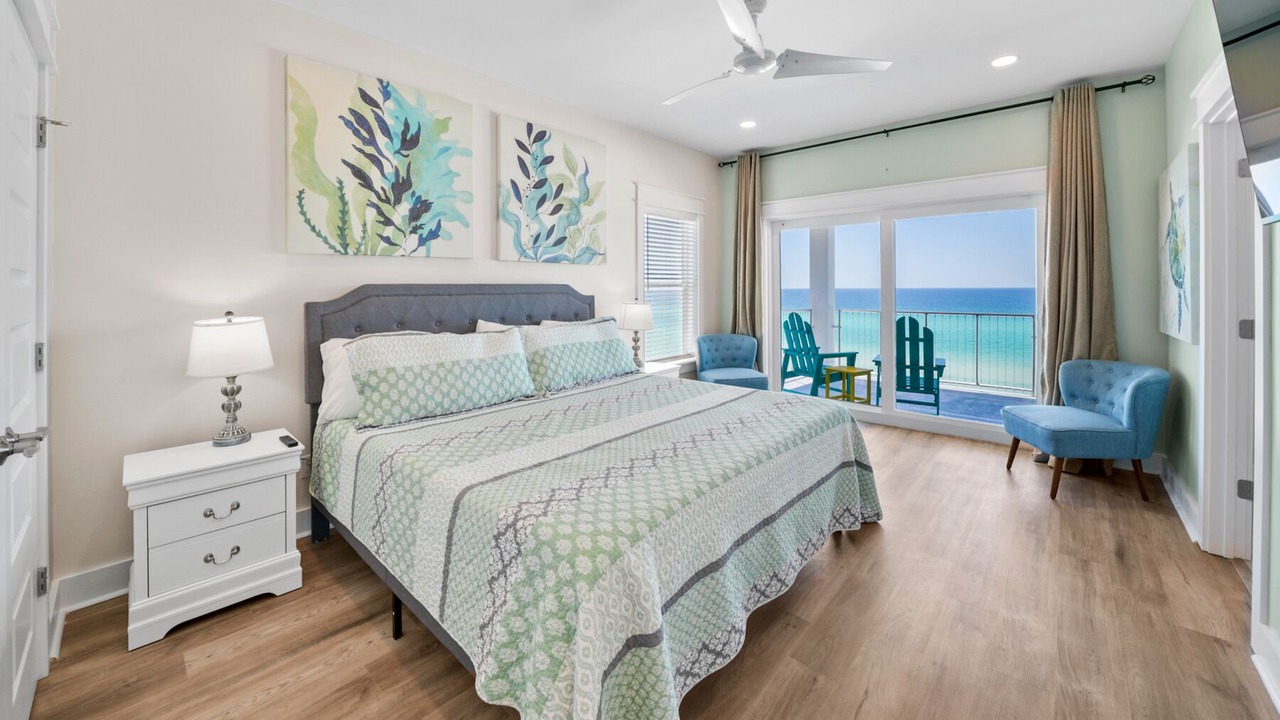 Photo of Bedroom in Laguna Beach Estates