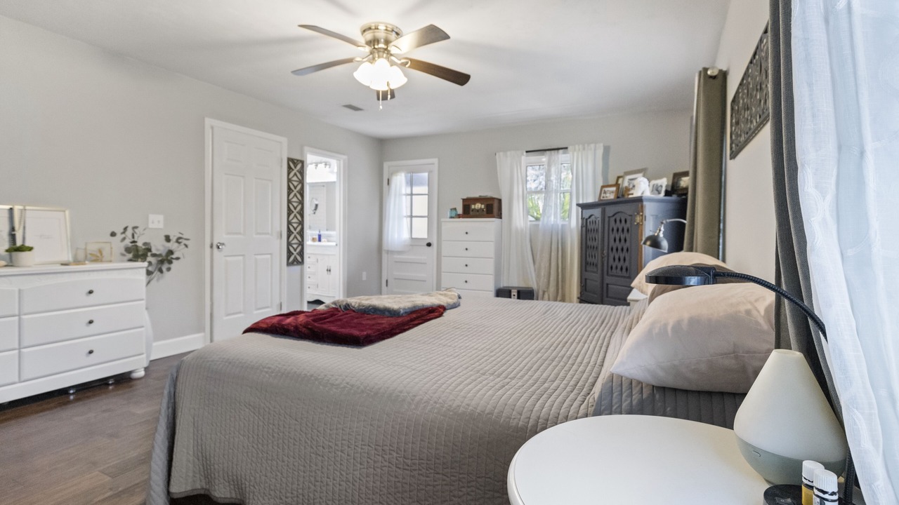 Photo of Bedroom in Crawfordville