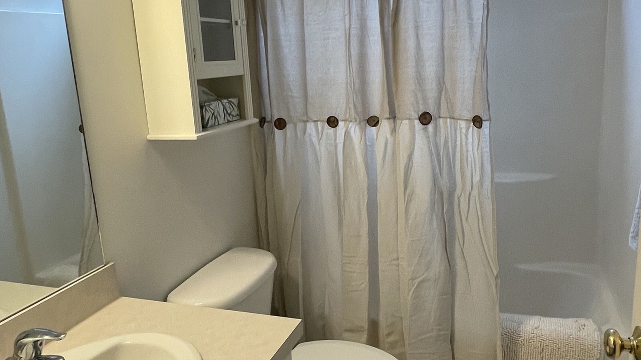 Photo of Bathroom in Summer Village