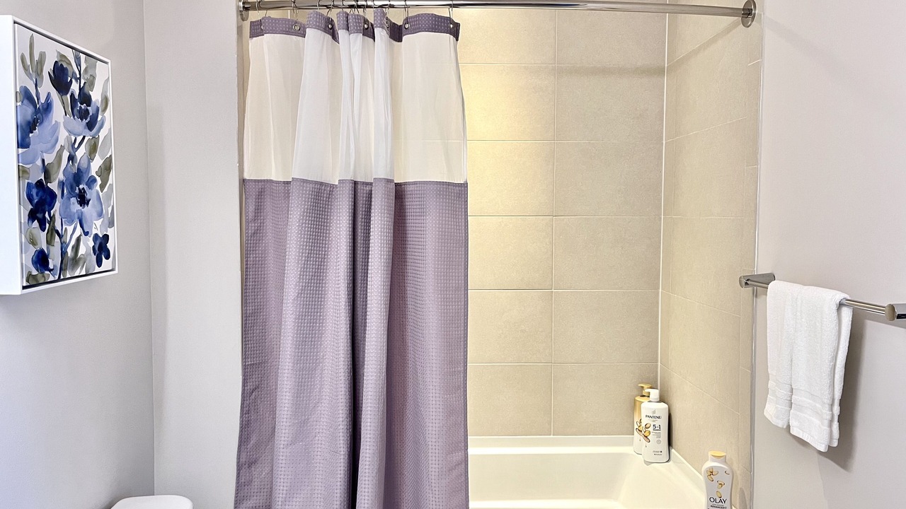 Photo of Bathroom in Aurora Highlands