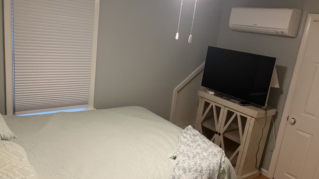 Photo of Bedroom in West Hyannisport