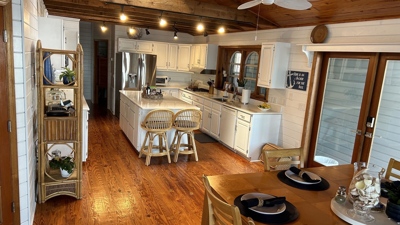 Photo of Bedroom in Homosassa