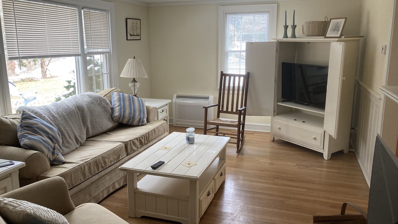 Photo of Livingroom in East Dennis