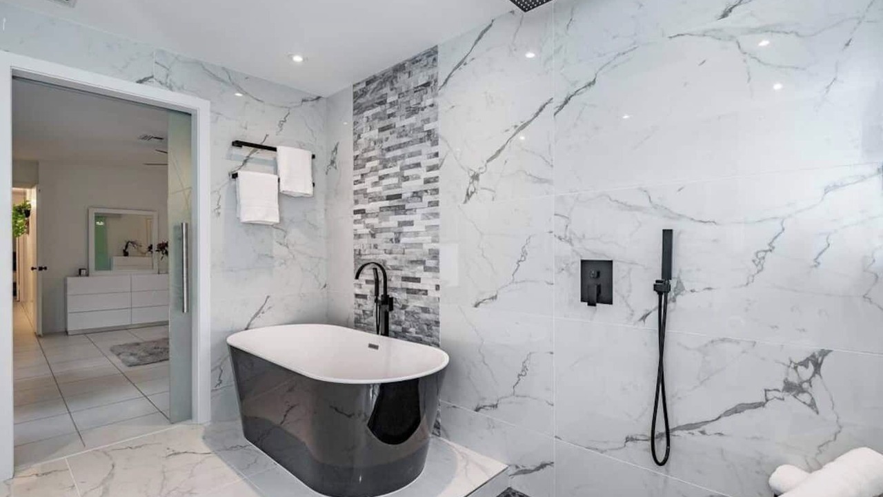 Photo of Bathroom in Croissant Park