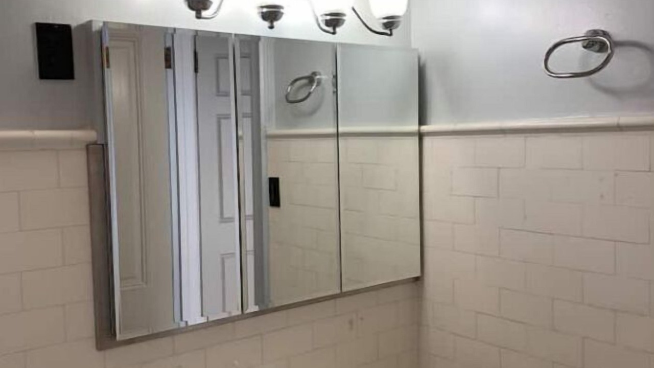 Photo of Bathroom in Hollowville