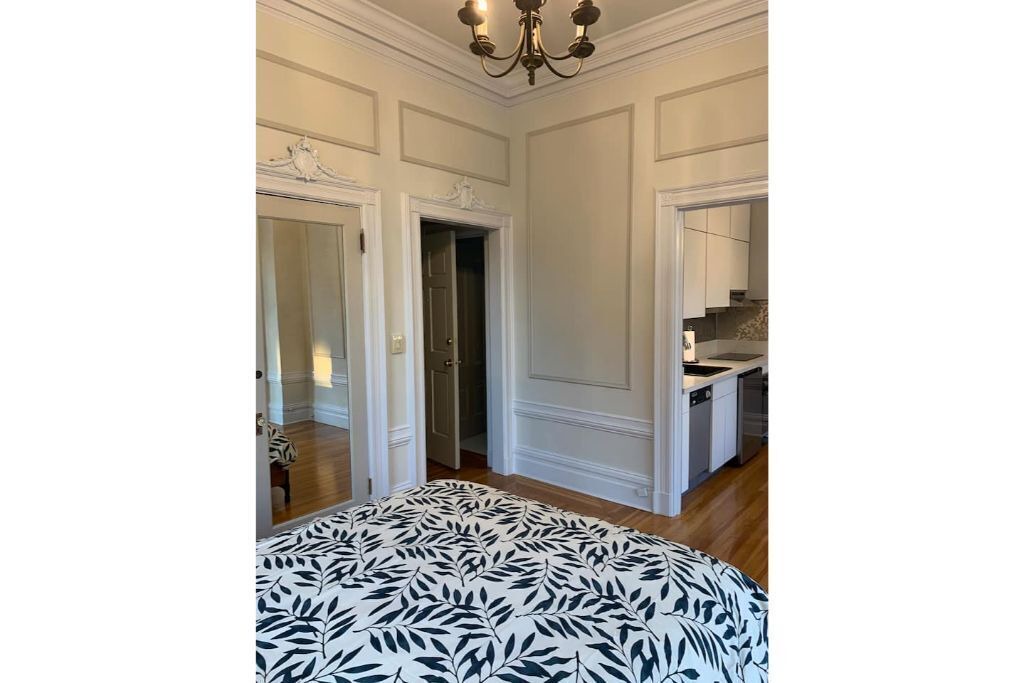 Photo of Bedroom in Hollowville