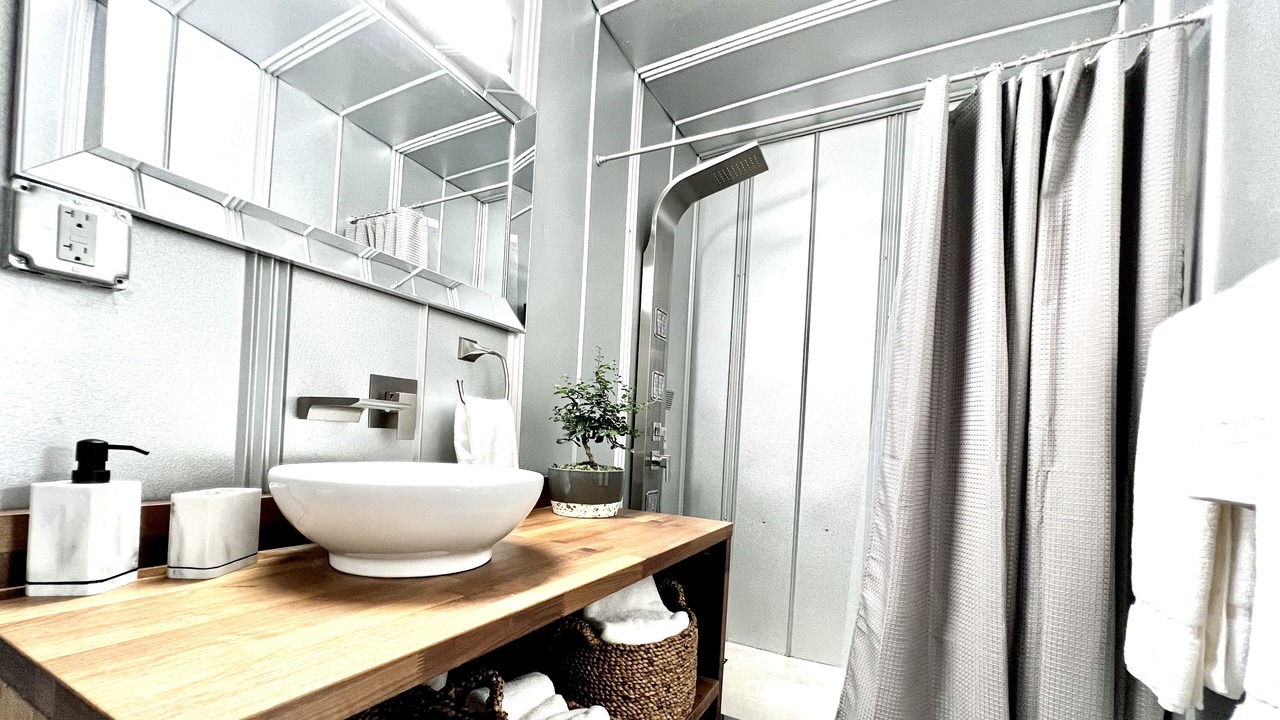 Photo of Bathroom in Homestead