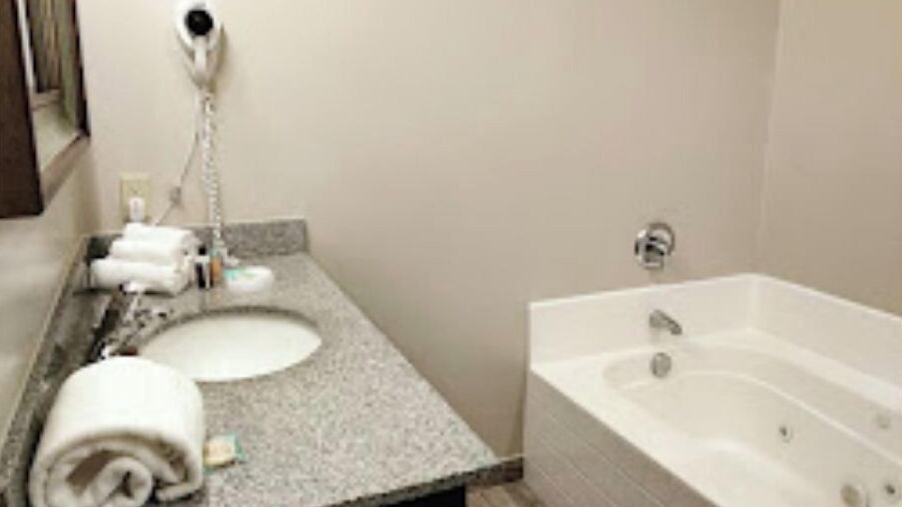 Photo of Bathroom in Lackey