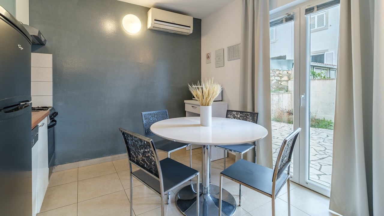 Photo of Livingroom in Sutivan