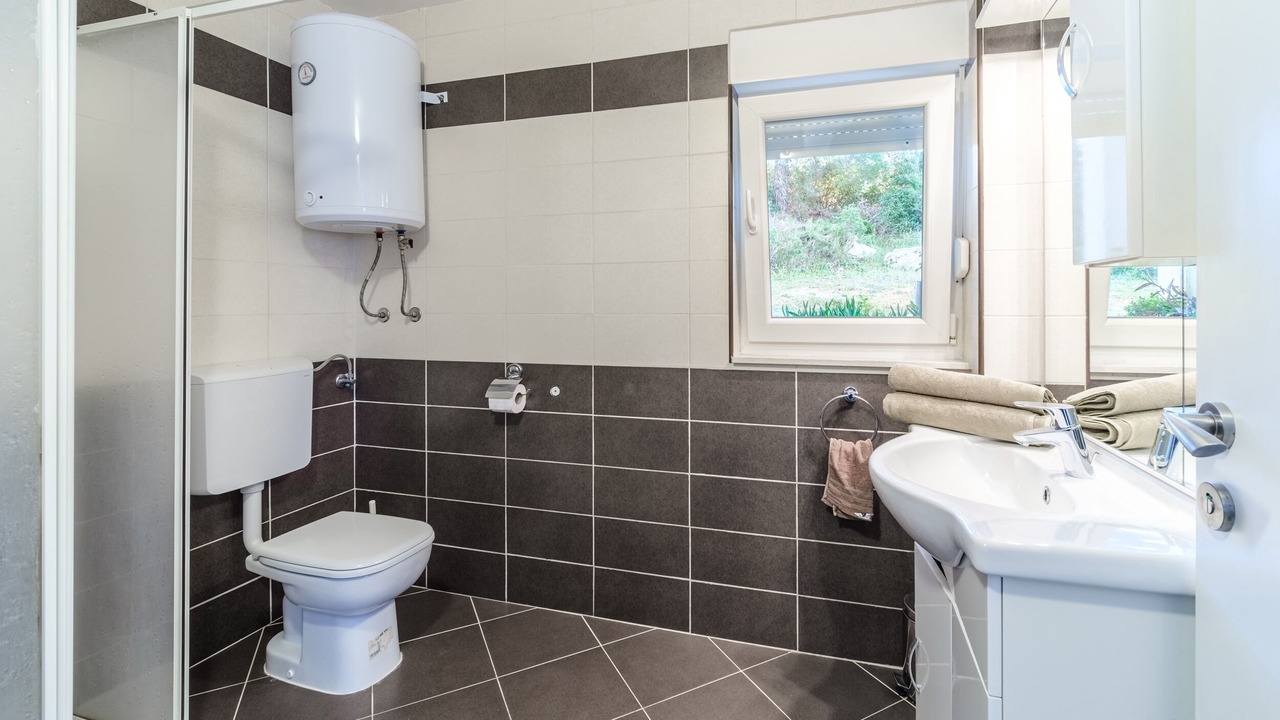 Photo of Bathroom in Sutivan