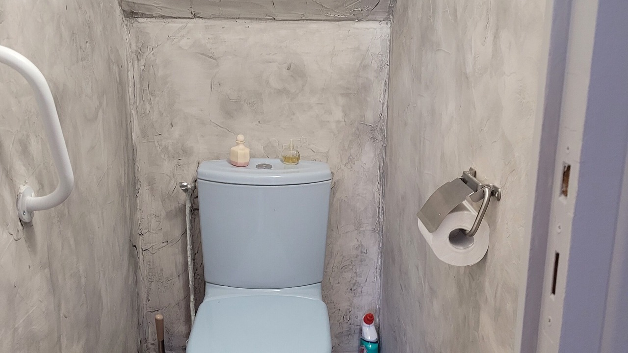 Photo of Bathroom in Poullaouen