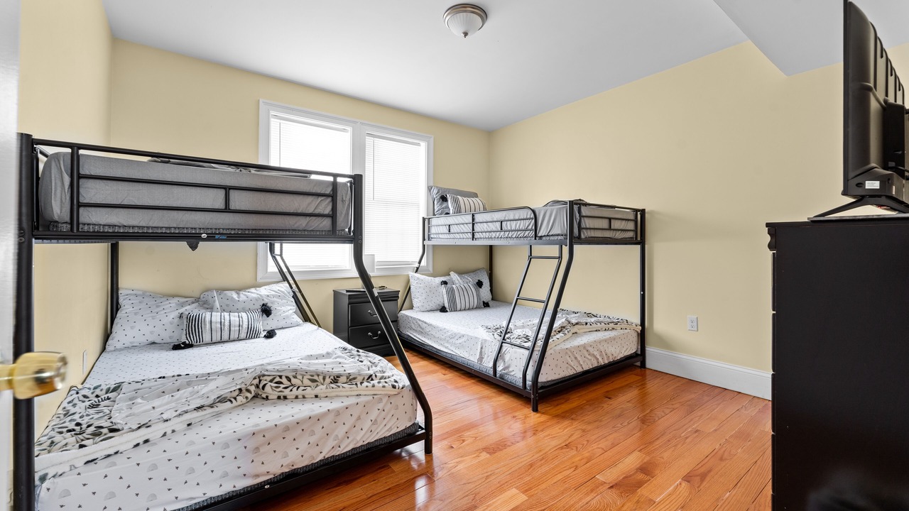 Photo of Bedroom in Quincy