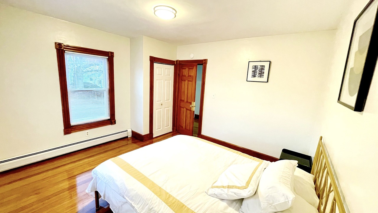 Photo of Bedroom in Hyde Park