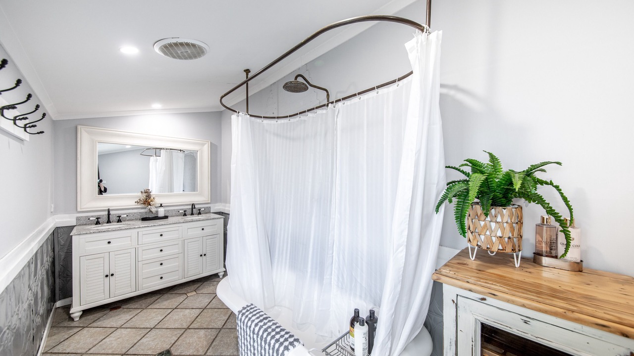 Photo of Bathroom in Chiltern