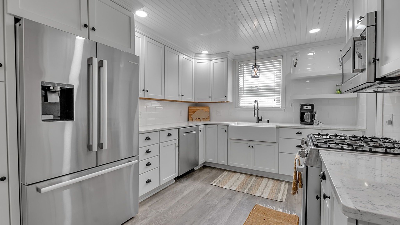 Photo of Kitchen in Lake Erie Beach