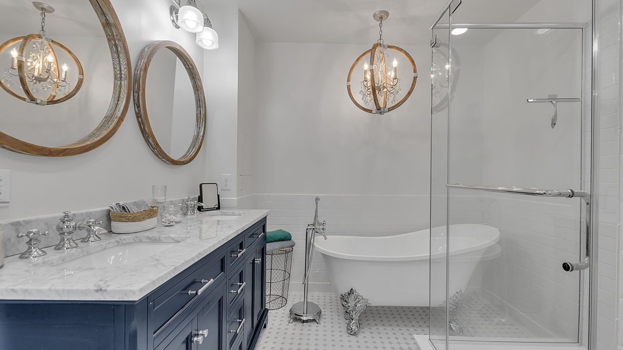Photo of Bathroom in Lake Erie Beach