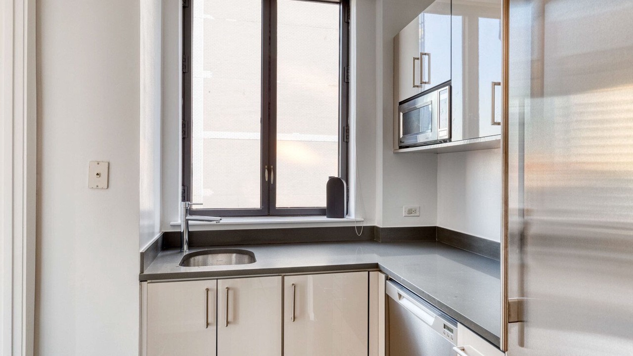 Photo of Kitchen in Sutton Place