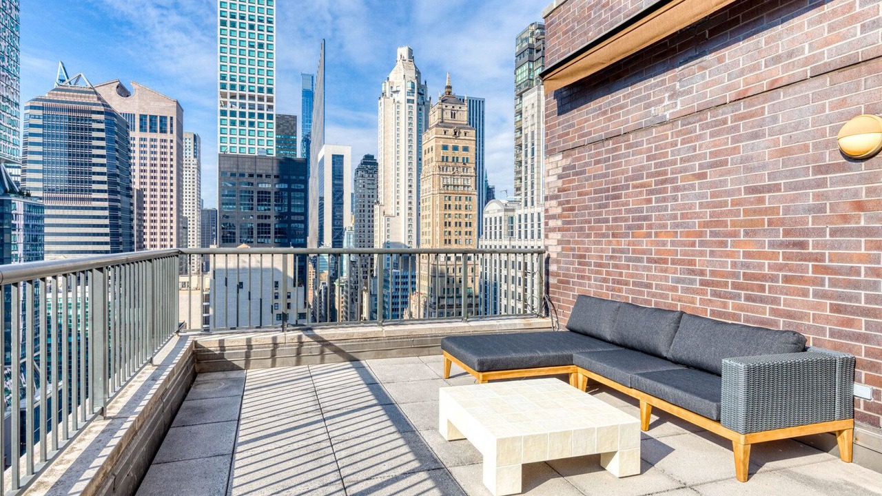 Photo of Outdoor in Sutton Place