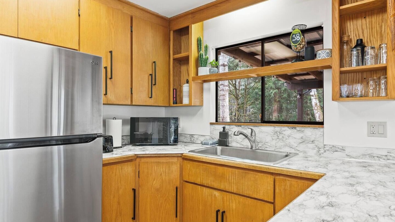 Photo of Kitchen in Hoodsport