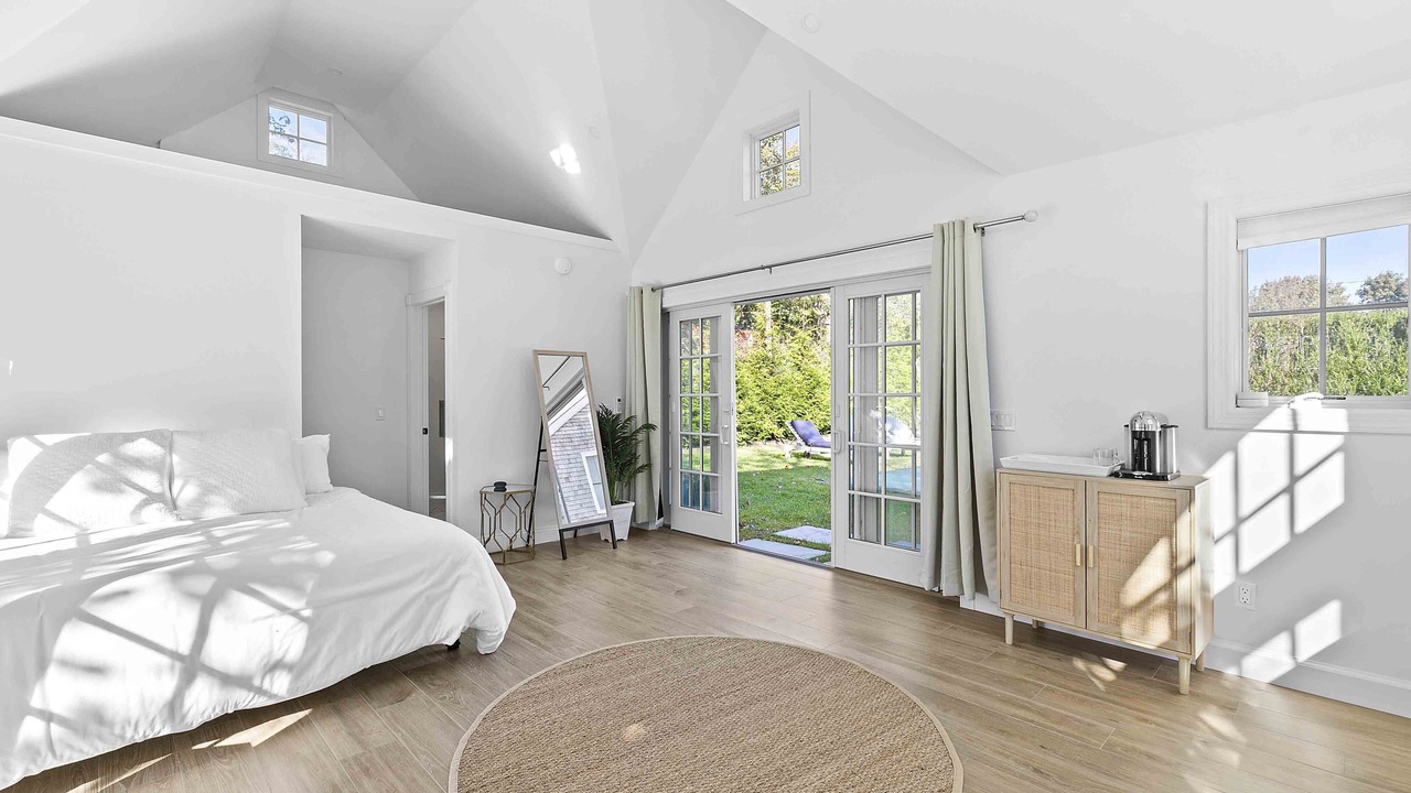 Photo of Bedroom in Village of Southampton
