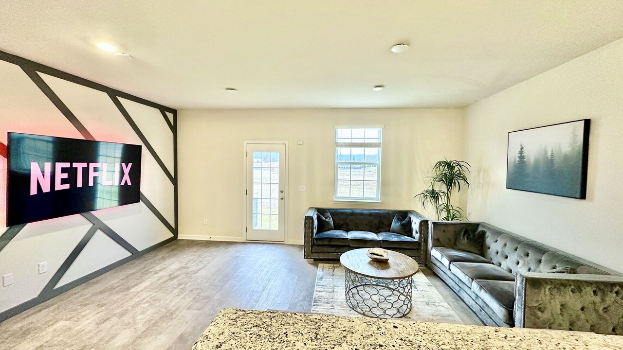 Photo of Livingroom in Luray