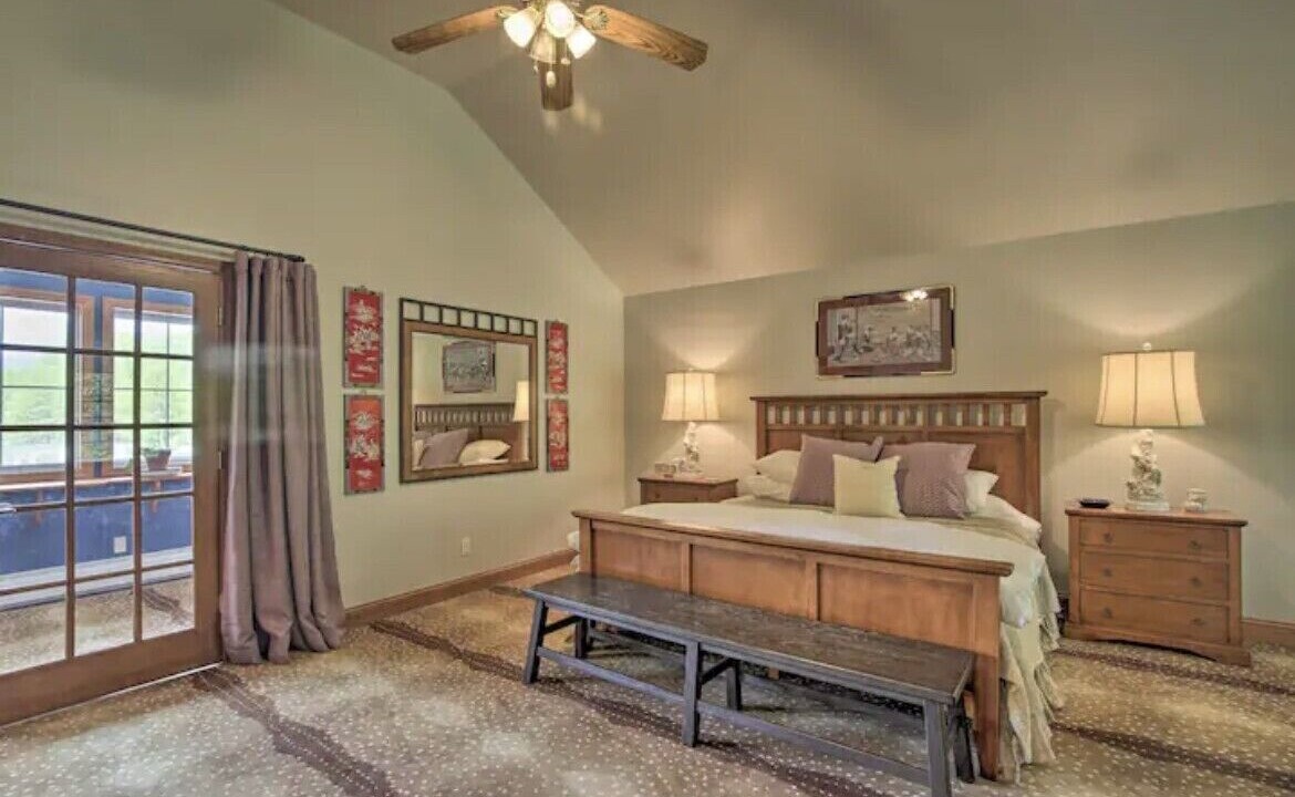 Photo of Bedroom in Gardiner