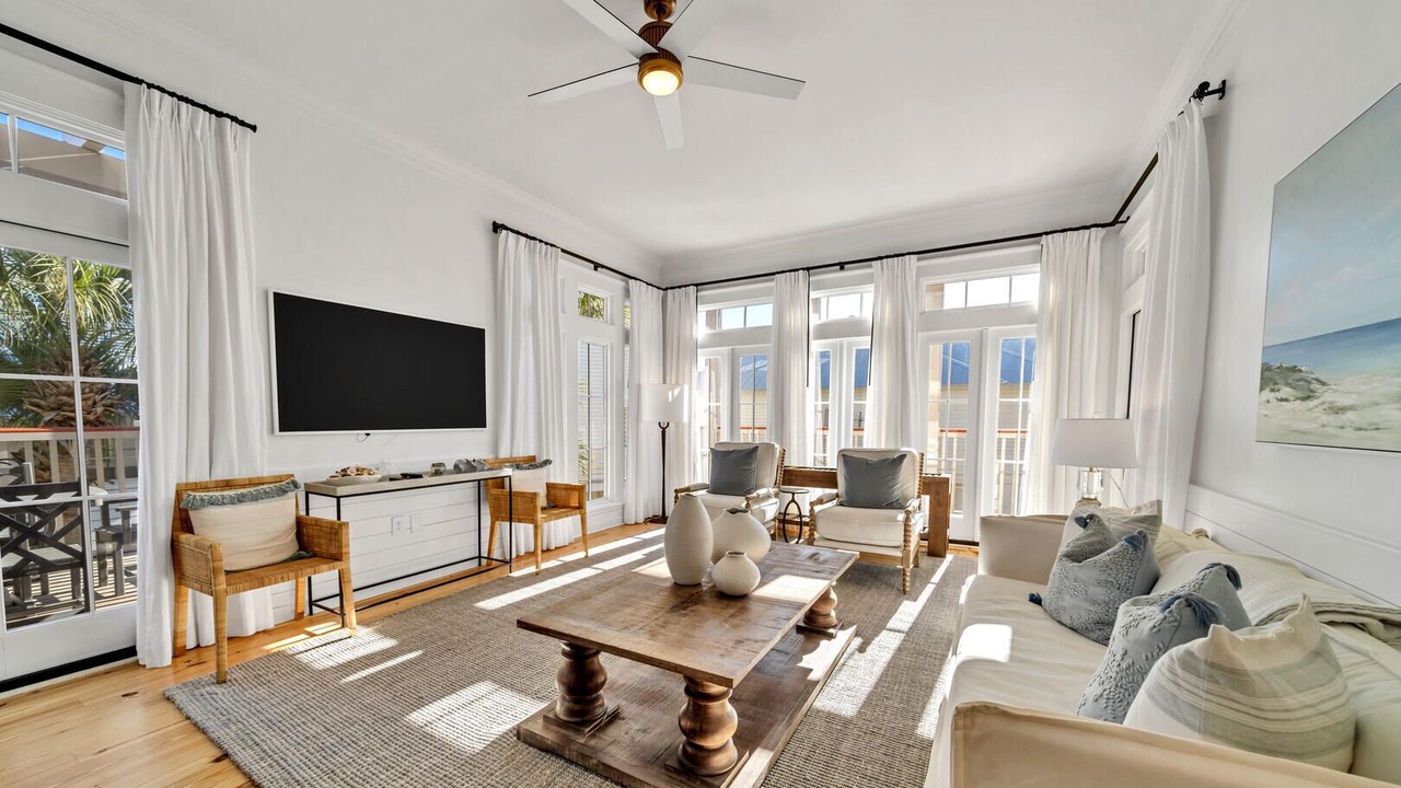 Photo of Livingroom in Beach District