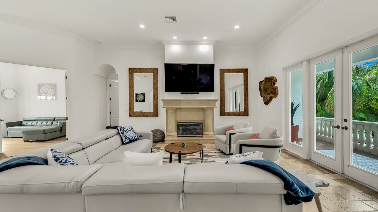 Photo of Livingroom in Bay Isle