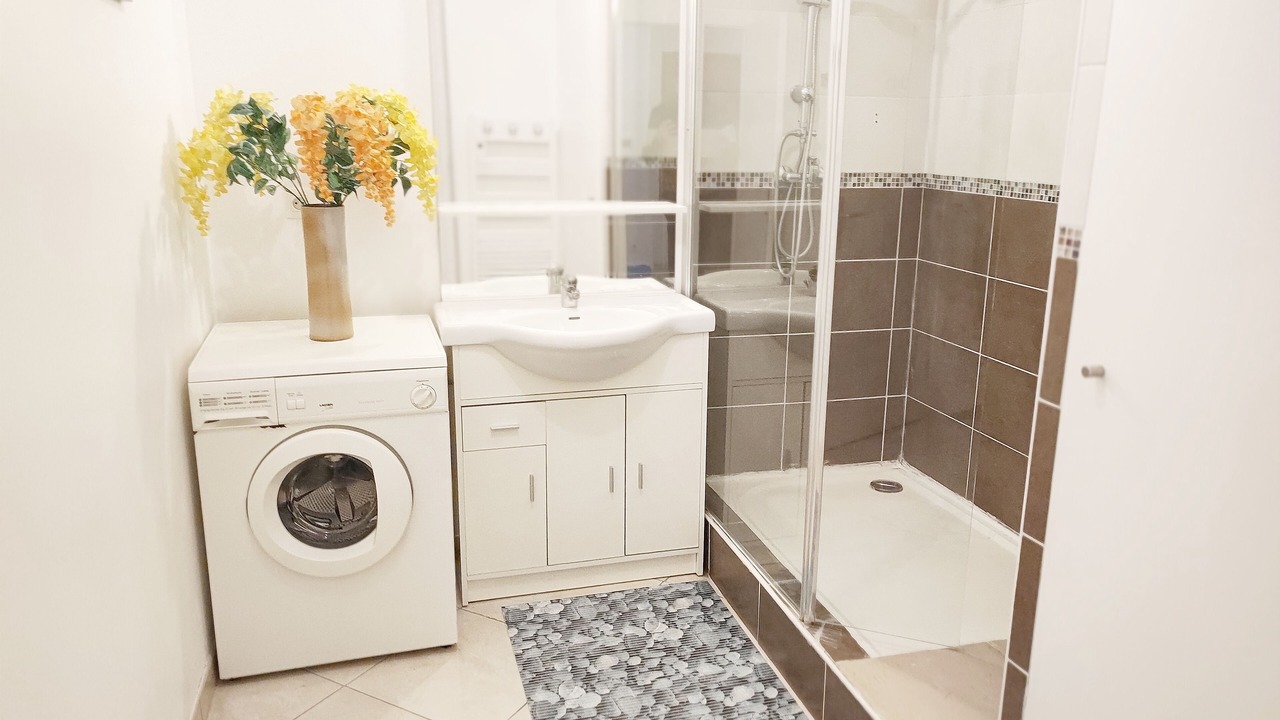 Photo of Bathroom in Ouistreham