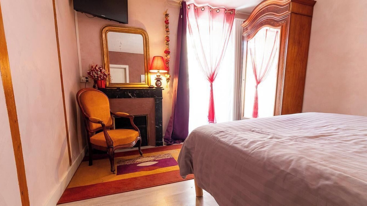 Photo of Bedroom in Montaigut-le-Blanc