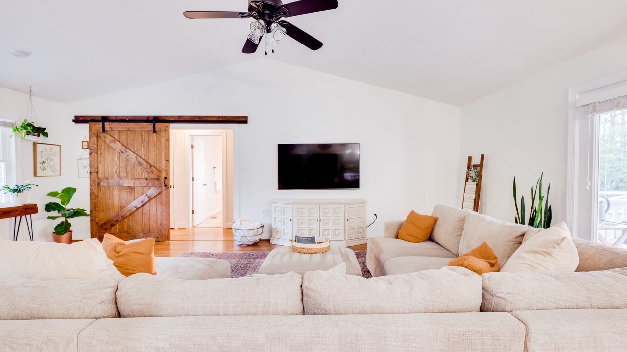 Photo of Livingroom in New Kent