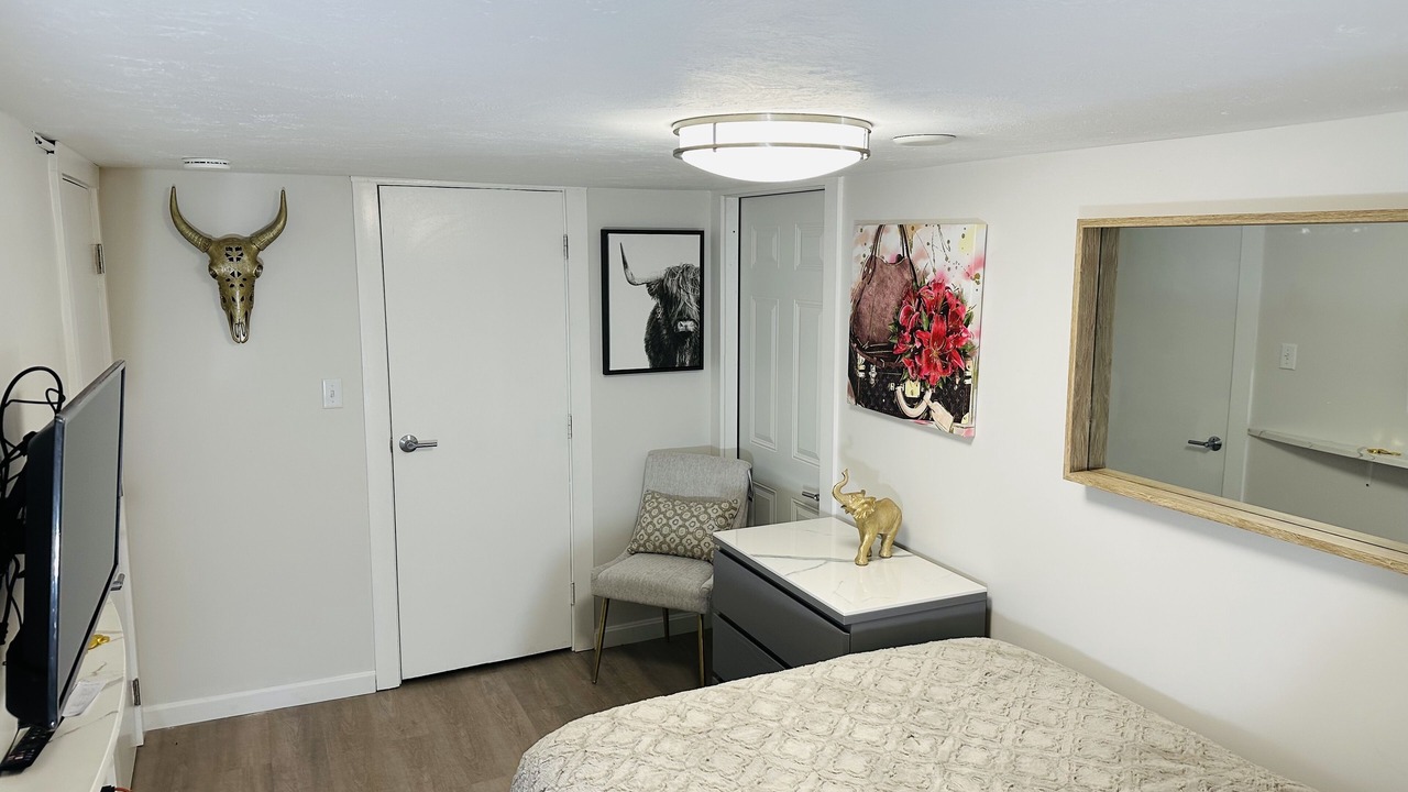 Photo of Bedroom in South Weymouth