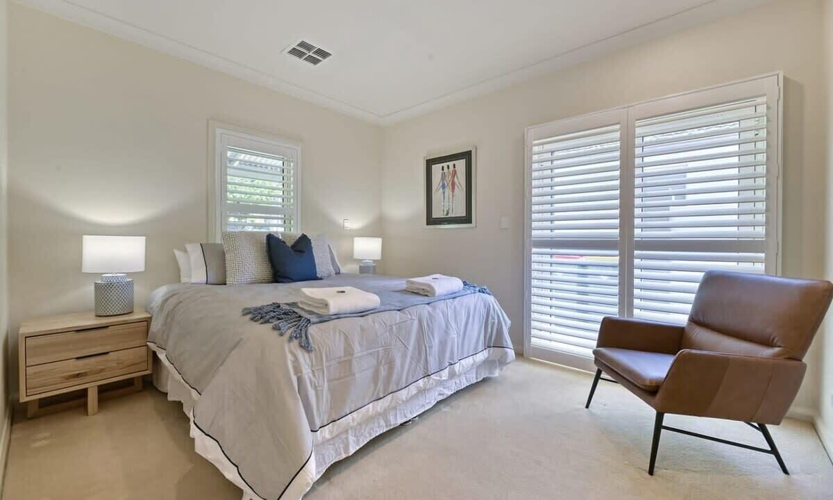 Photo of Bedroom in Bletchington